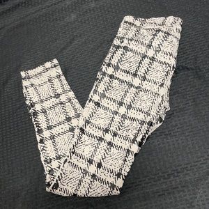 7 For All Mankind Black and White Jeans Size 27